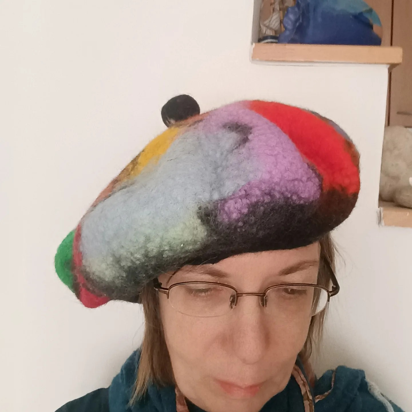 Woolkica — filc baret dugine boje