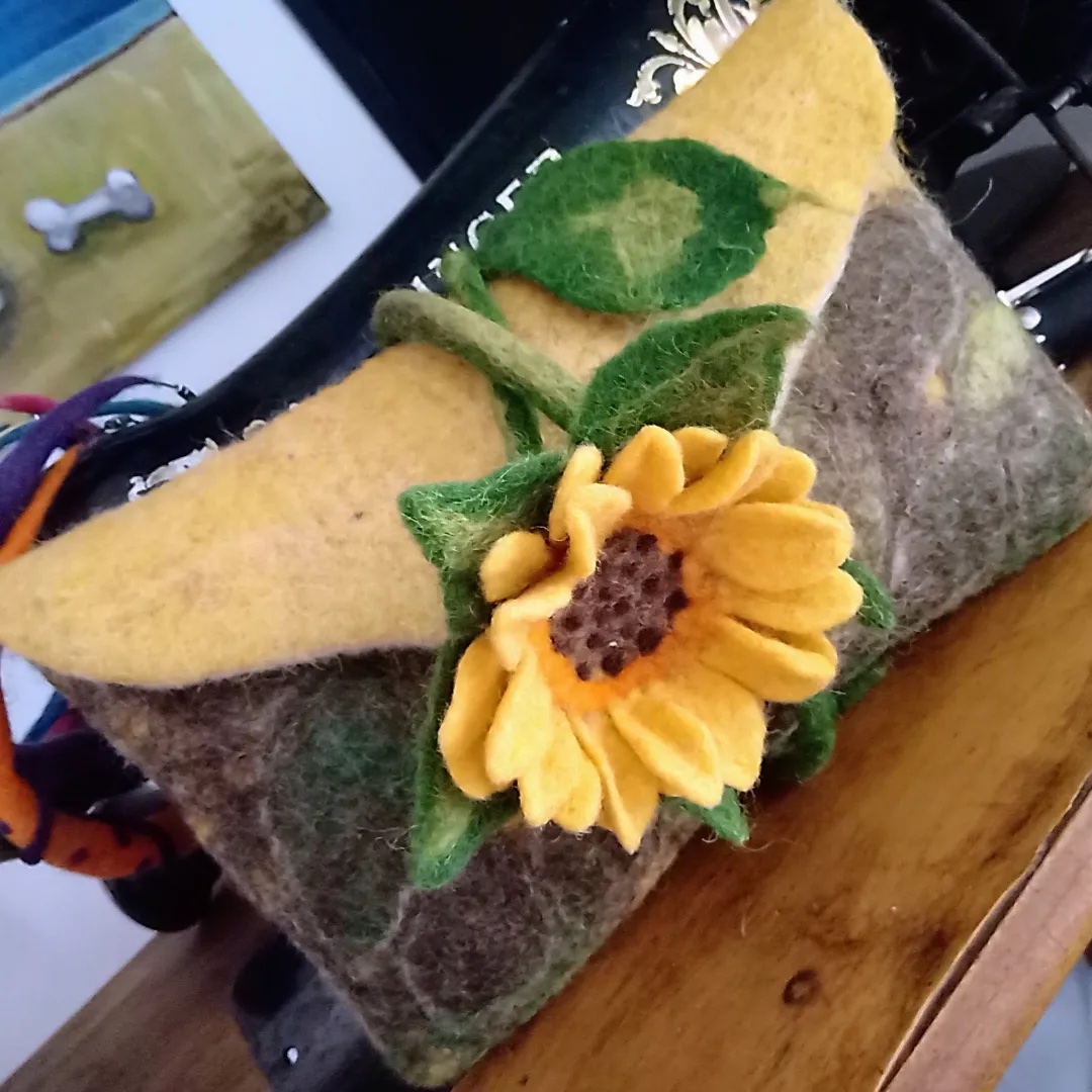 Woolkica filc torba — siva sa suncokretom